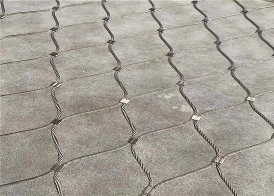 شبكة أسلاك الطيور من الفولاذ المقاوم للصدأ مع سمك الأسلاك من 1.2 إلى 2.0 مم وحجم الثقوب من 20 إلى 50 مم لأقفاص الطيور