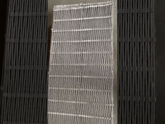 شبكة ذات حلقات في حلقات غير ملحومة